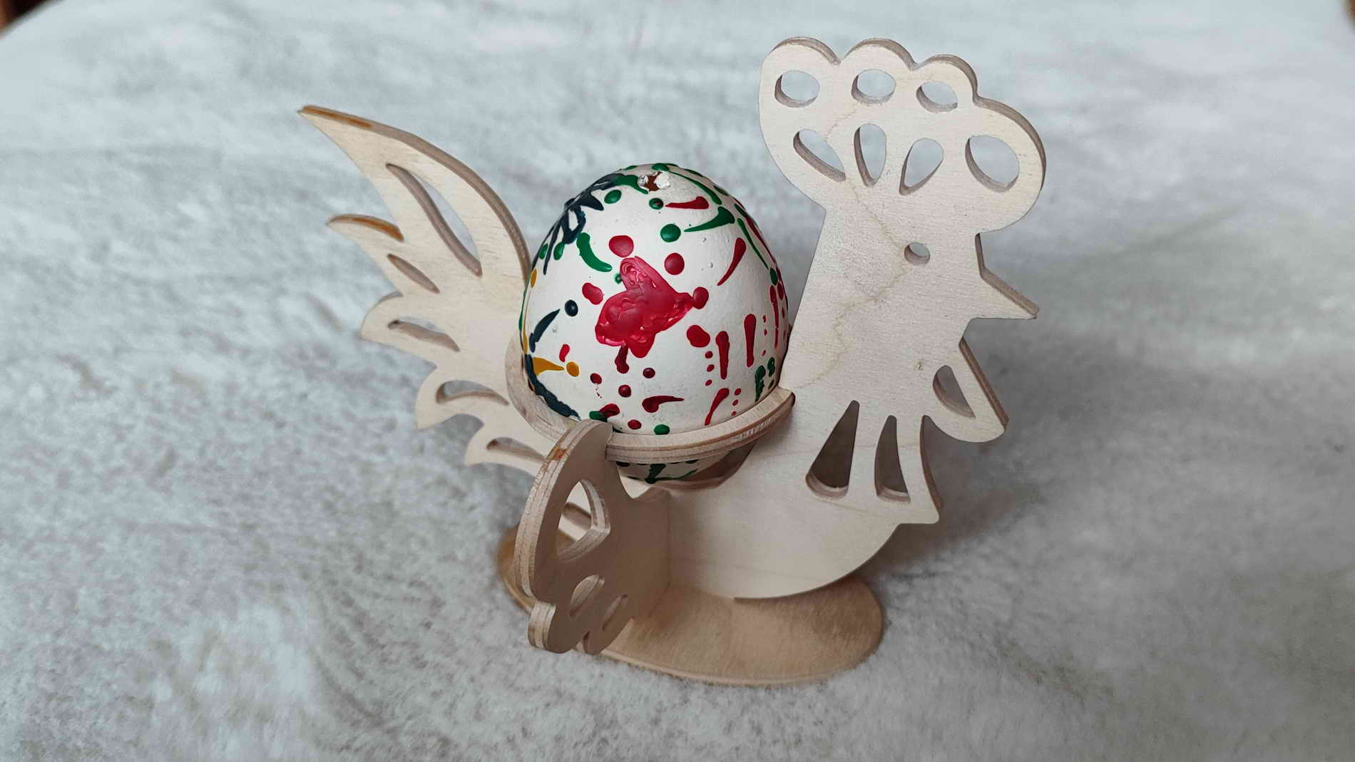 Velikonoční výrobky - kohoutek na vajíčko